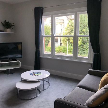 The Croft Apartment โอ๊กคัม ภายนอก รูปภาพ